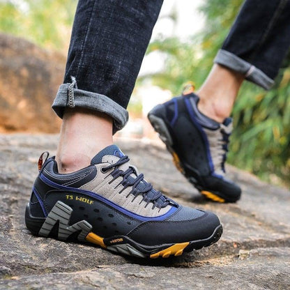Men's Lightweight Trail Shoes with Superior Grip and Support