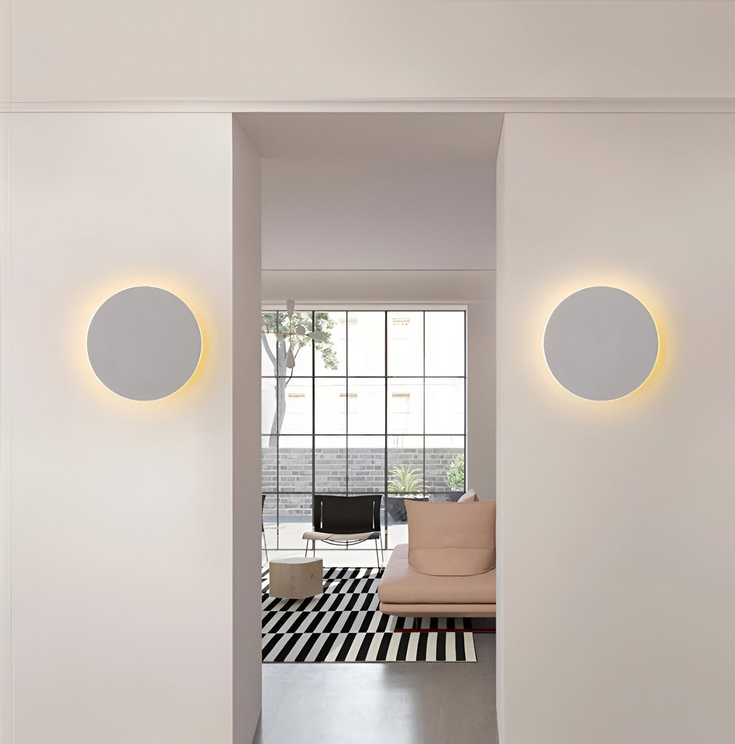 Flush Mount Round LED Wall Light in Modern Style