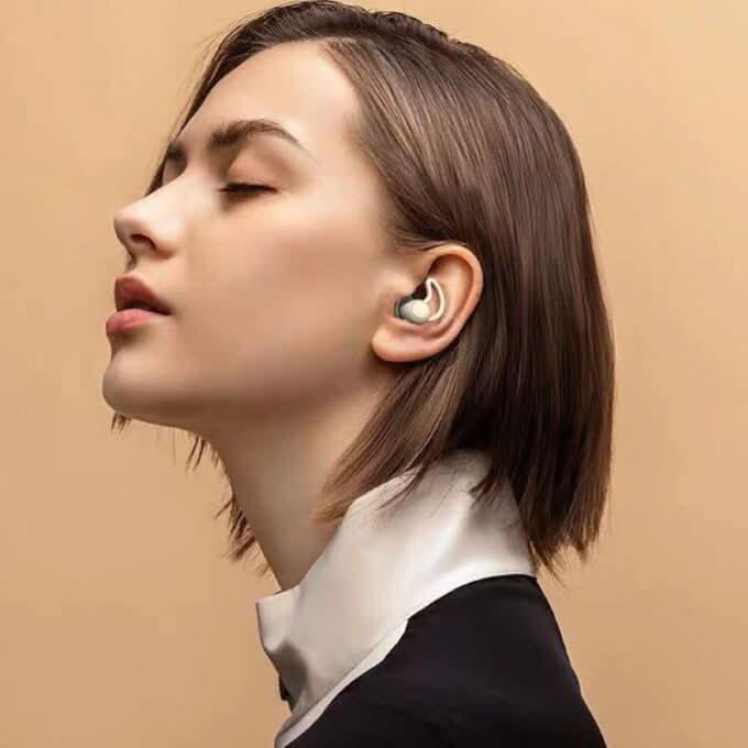 Reusable Silicone Earplugs for Sleep with Holding Loop for Travel and Concert