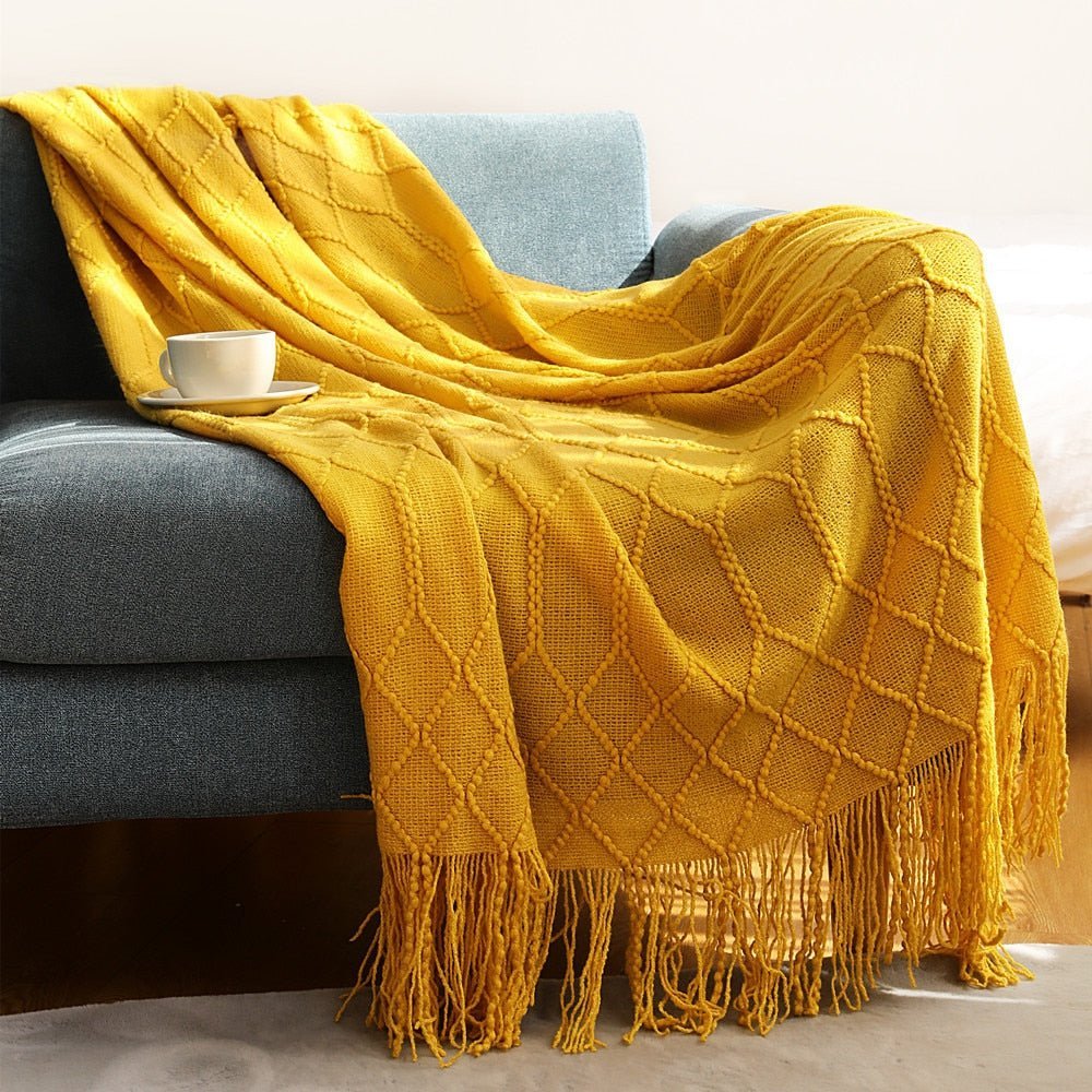 Cozy Knitted Throw Blanket for Comfortable Sofa Use