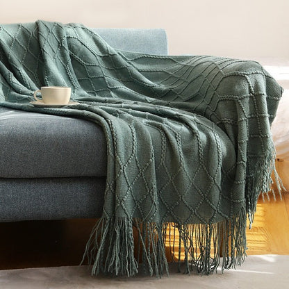 Cozy Knitted Throw Blanket for Comfortable Sofa Use