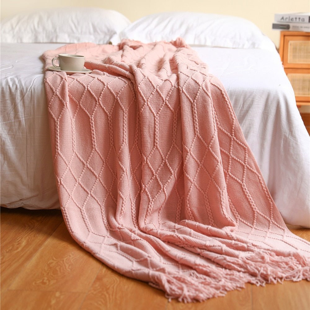 Cozy Knitted Throw Blanket for Comfortable Sofa Use