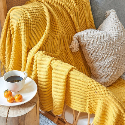 Cozy Knitted Throw Blanket for Comfortable Sofa Use