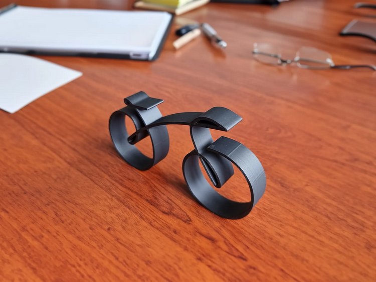 Minimalist Metal Wall Art for Cyclists – VeloWire Bike Silhouette