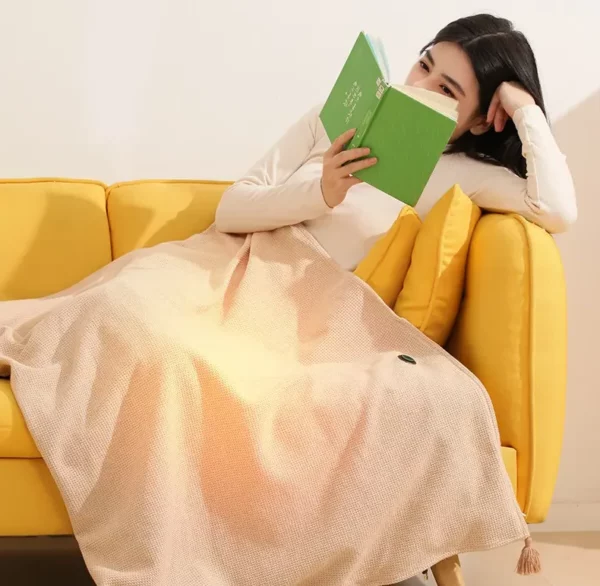 CozyWrap USB-Warmed Blanket – Your Portable Heat Solution