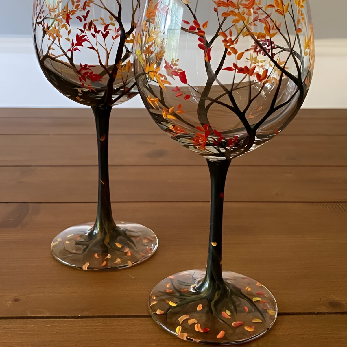 Winter Tree Design Stemless Wine Glass with Red Birds - 355ml