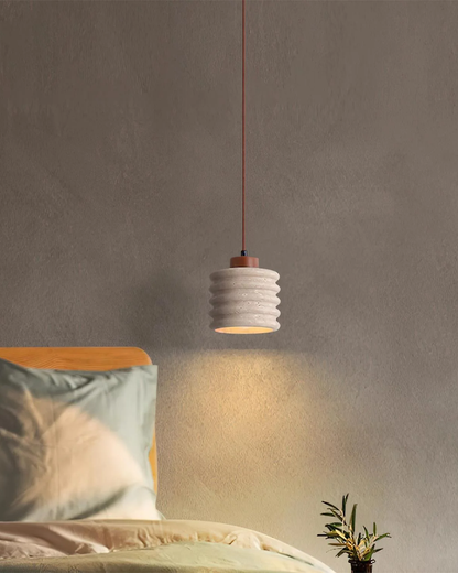 Ceramic Pendant Light with Wavy Shade – Japandi Style for Bedside Illumination