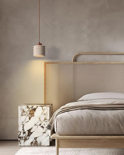 Ceramic Pendant Light with Wavy Shade – Japandi Style for Bedside Illumination