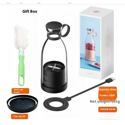 Compact Smoothie Maker with High-Efficiency Blades and USB Charging
