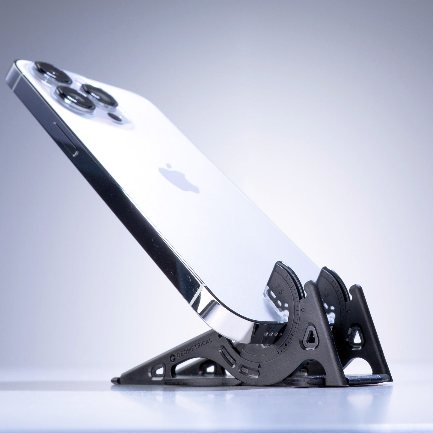 Foldable Phone Stand for Ideal Photography - Compact Design