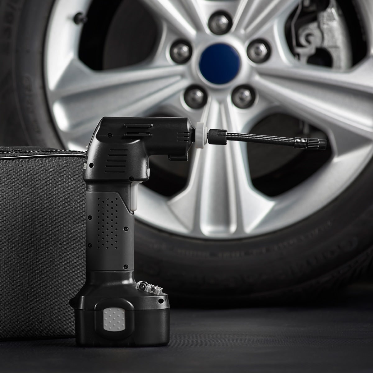 Compact Cordless Tire Pump with Rechargeable Battery and LCD Screen