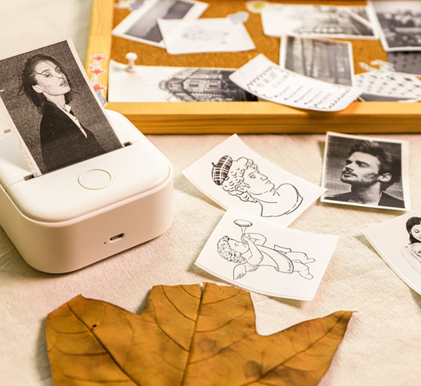 On-the-Go Printing Wonder: Pocket PrintMate