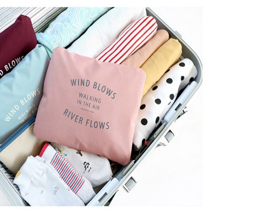 Lightweight Water-Resistant Foldable Travel Bag for Easy Packing