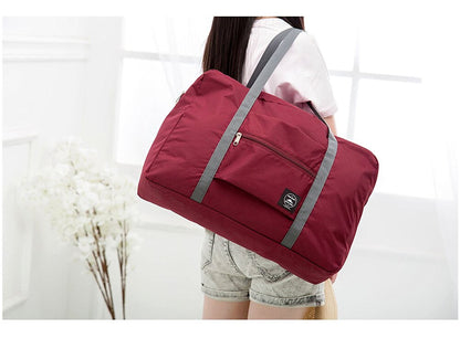 Lightweight Water-Resistant Foldable Travel Bag for Easy Packing