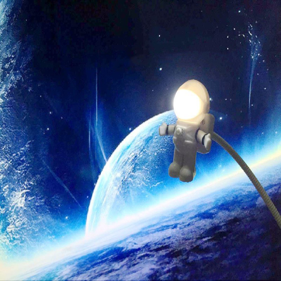 USB Light in Astronaut Design