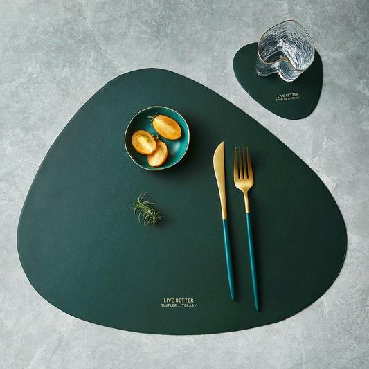 Chic Triangle Placemats with Coasters - Set of 4