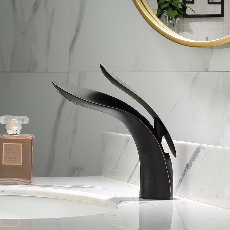 Contemporary Luxury Bathroom Faucet for a Stylish Washroom