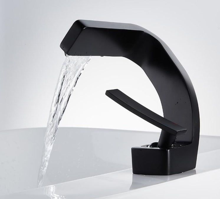 Contemporary Kitchen Tap with Stylish Design