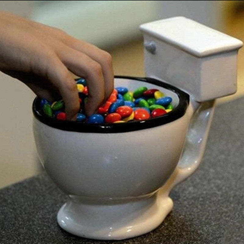 Ceramic Coffee Mugs with Hand Grip for Toilet Design