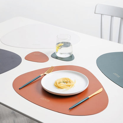 Chic Triangle Placemats with Coasters - Set of 4