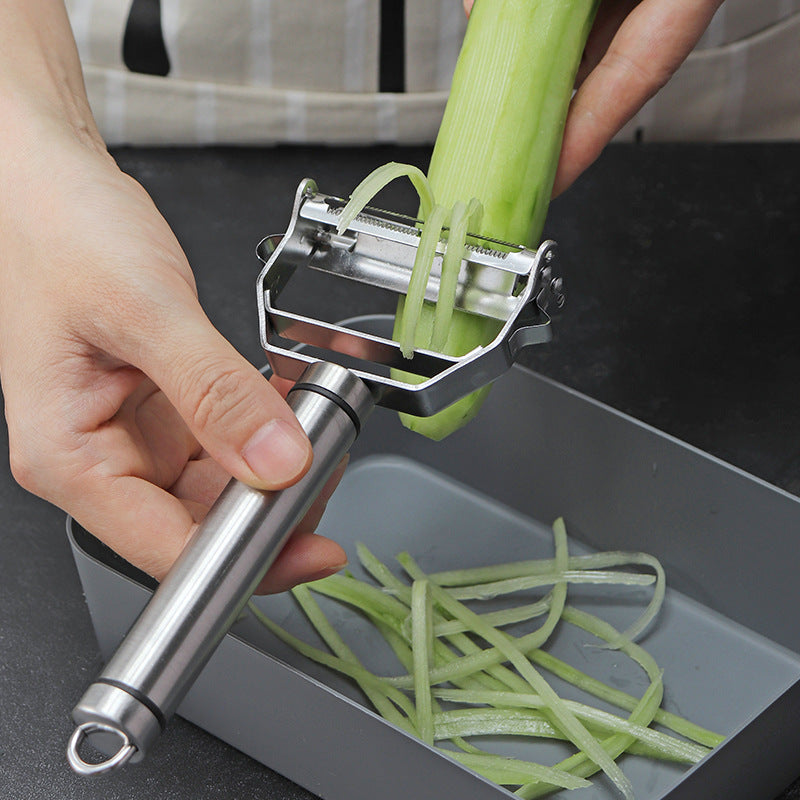 Simple Sharp Vegetable Peeler in Stainless Steel