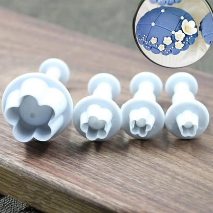 Plum Flower-Shaped Pastry Decorating Tools - Set of 4