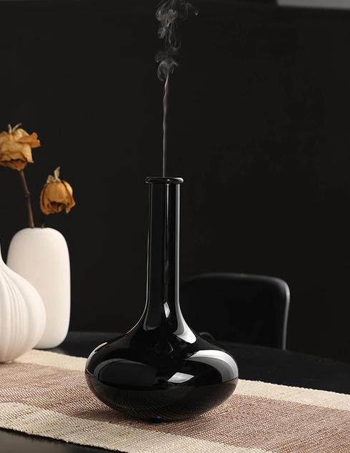 Aromatherapy Oil Diffuser in Elegant Design