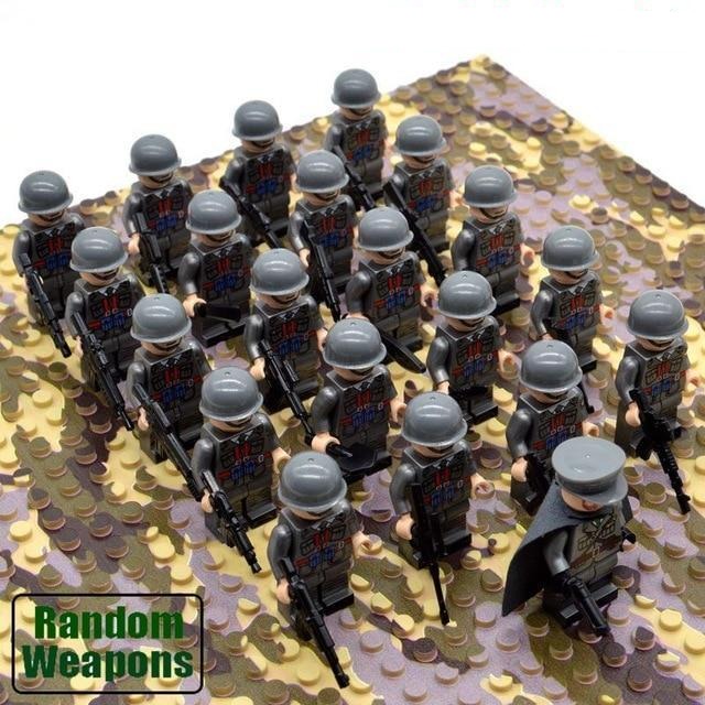 Building Block Set with 21 Pieces - WWII Army Soldier Theme