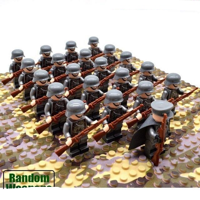 Building Block Set with 21 Pieces - WWII Army Soldier Theme