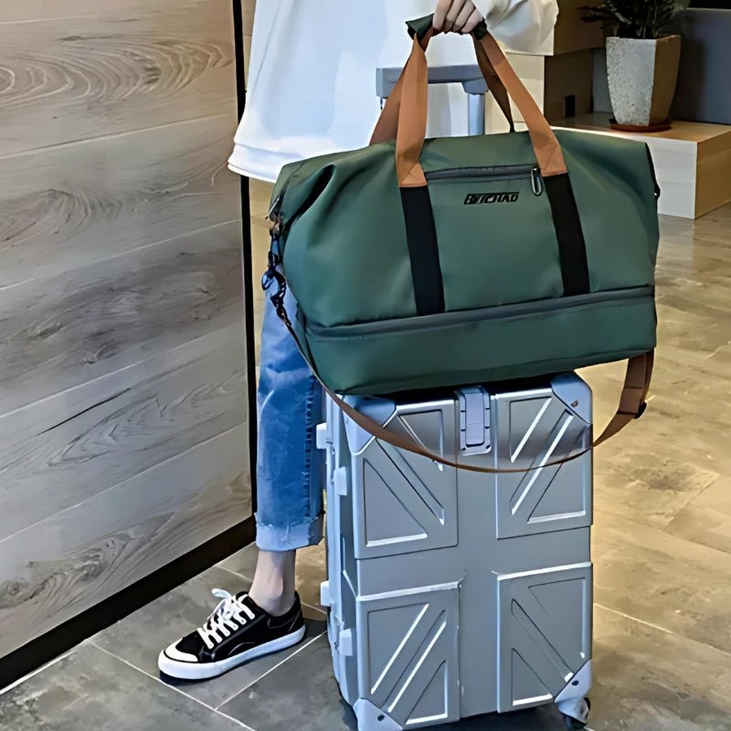 Water-Resistant Oxford Fabric Travel Bag 35L with Shoe Compartment and Shoulder Strap
