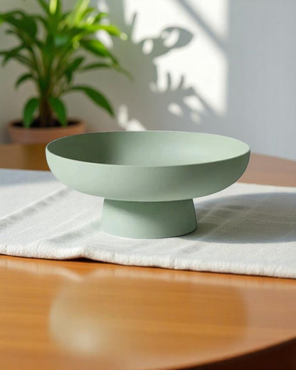 Vintage-Inspired Serving Bowl – Elegant Design for Stylish Dining