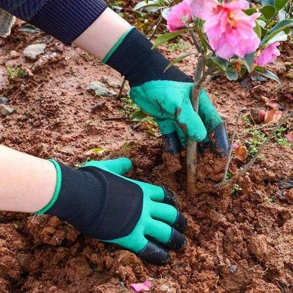 Gardening Gloves with Claws for Easy Planting