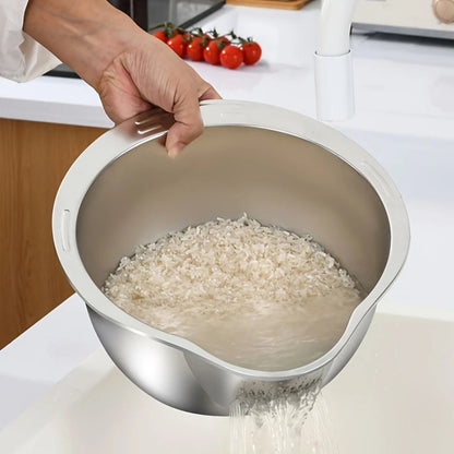Elegant Mesh Strainer for Effortless Food Preparation