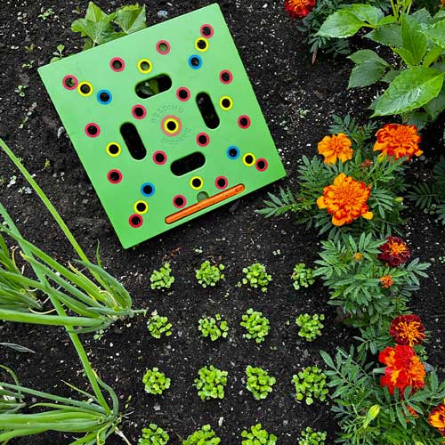 Effortless Square Planter for a Thriving Garden