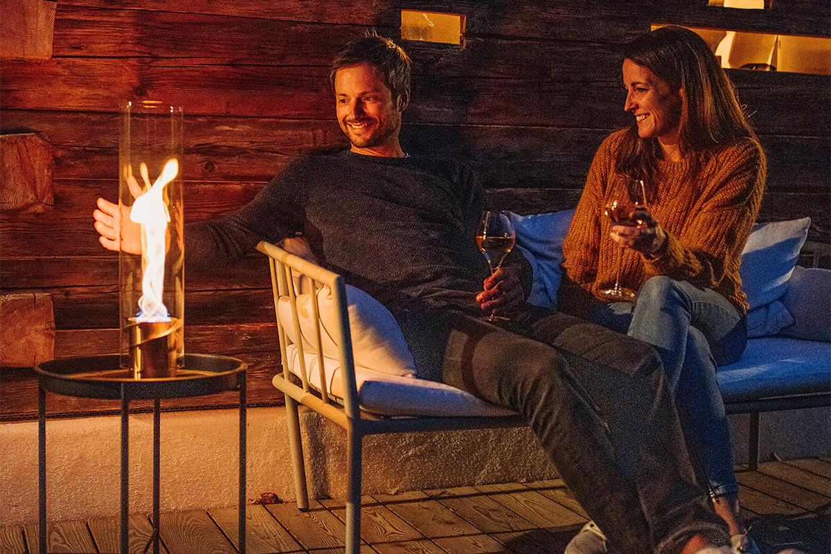 Modern Tabletop Fireplace with Adjustable Flames for a Cozy Ambience