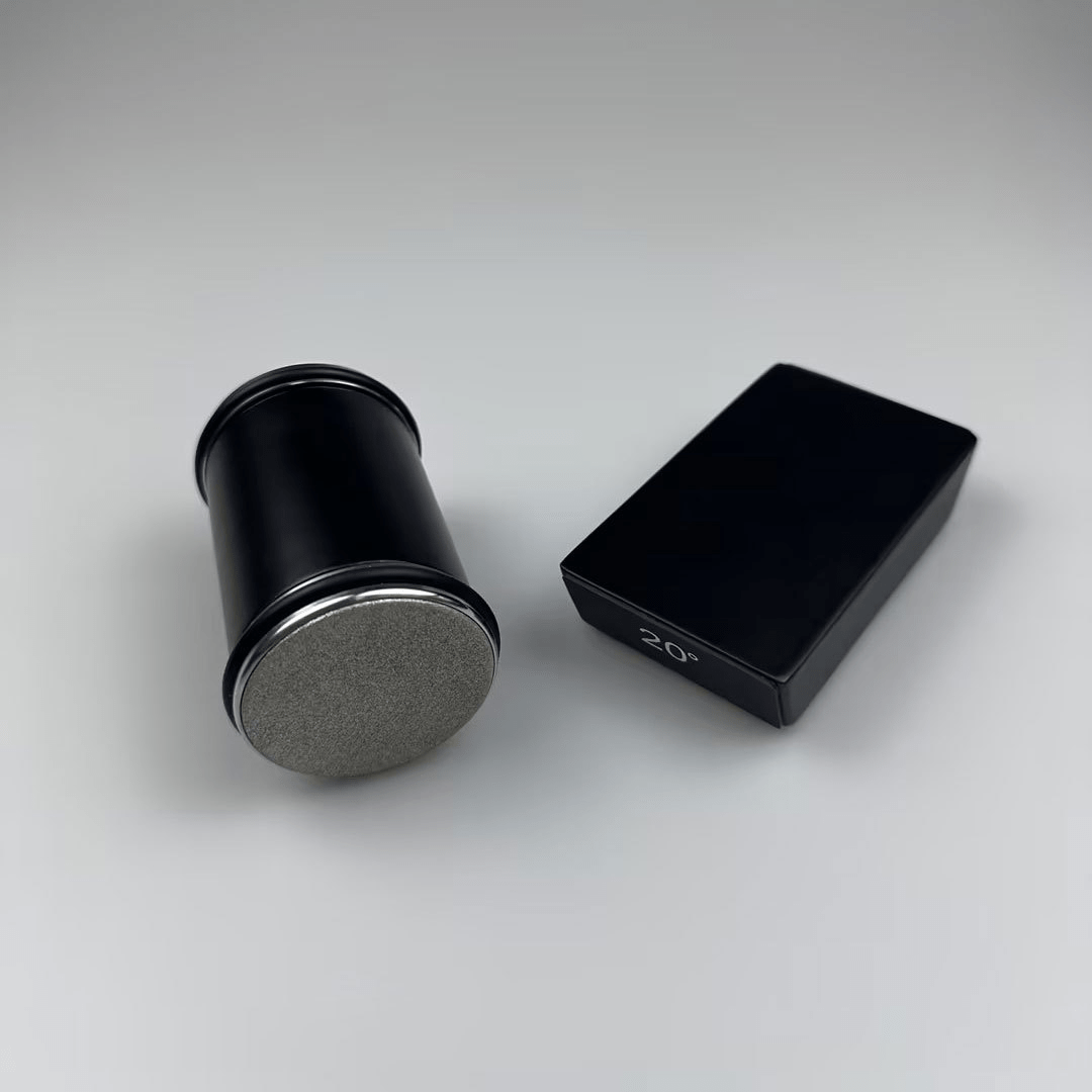 Compact Manual Knife Sharpener with Diamond Roller and 15° Angle Guide