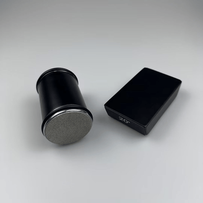 Compact Manual Knife Sharpener with Diamond Roller and 15° Angle Guide