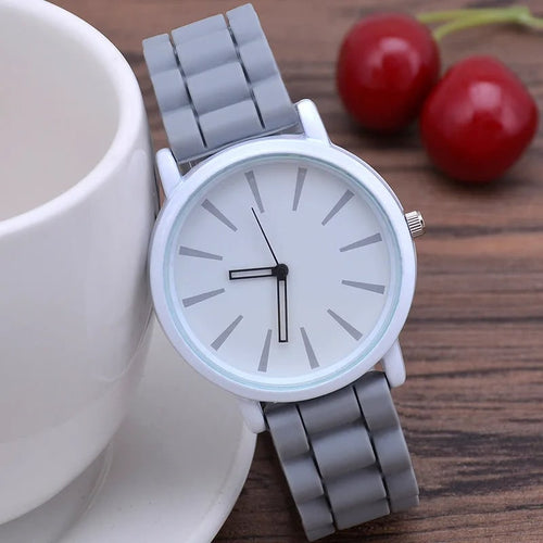 Minimalist Silicone Watch with Comfortable Strap Replacement