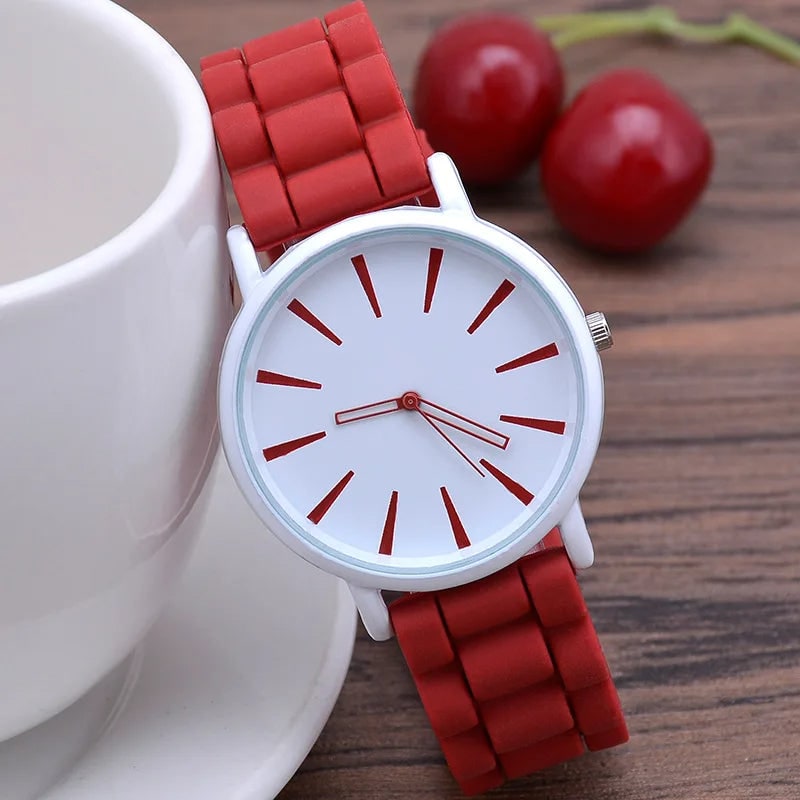 Minimalist Silicone Watch with Comfortable Strap Replacement