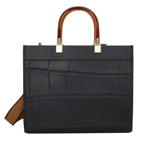 Stylish Travel Bag with Ample Storage Space