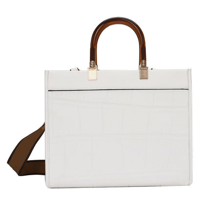 Stylish Travel Bag with Ample Storage Space