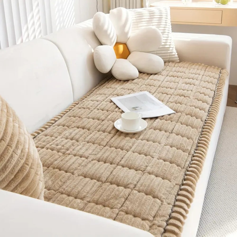 Luxurious Non-Slip Sofa Protector with Elegant Quilted Design