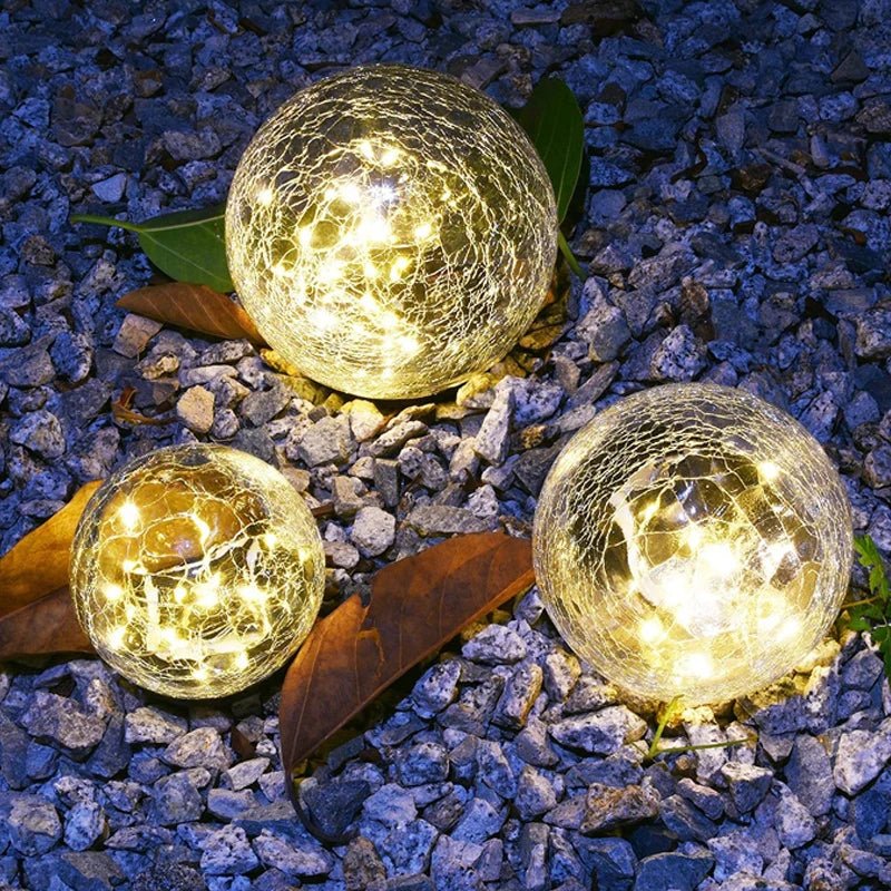 Waterproof Garden Path Solar Globe Light with Cracked Glass Design