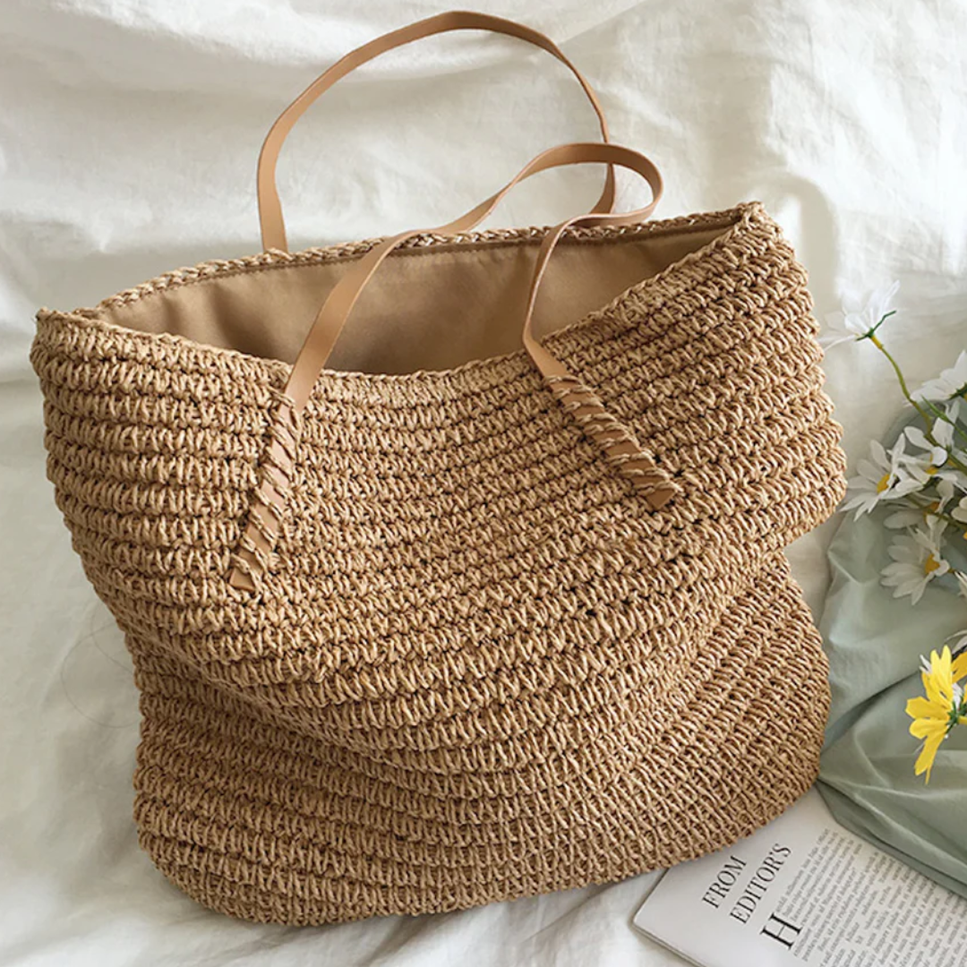 Woven Chic Handbag with Shoulder Strap for Everyday Use
