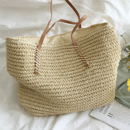Woven Chic Handbag with Shoulder Strap for Everyday Use