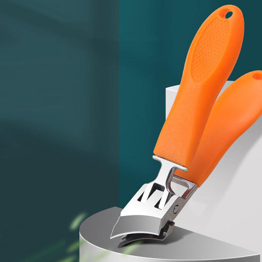 Ergonomically Angled Nail Clipper with Wide Cutting Opening – Splash-Proof
