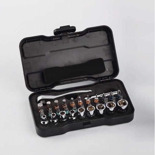Versatile Wire Strippers with Current Measurement
