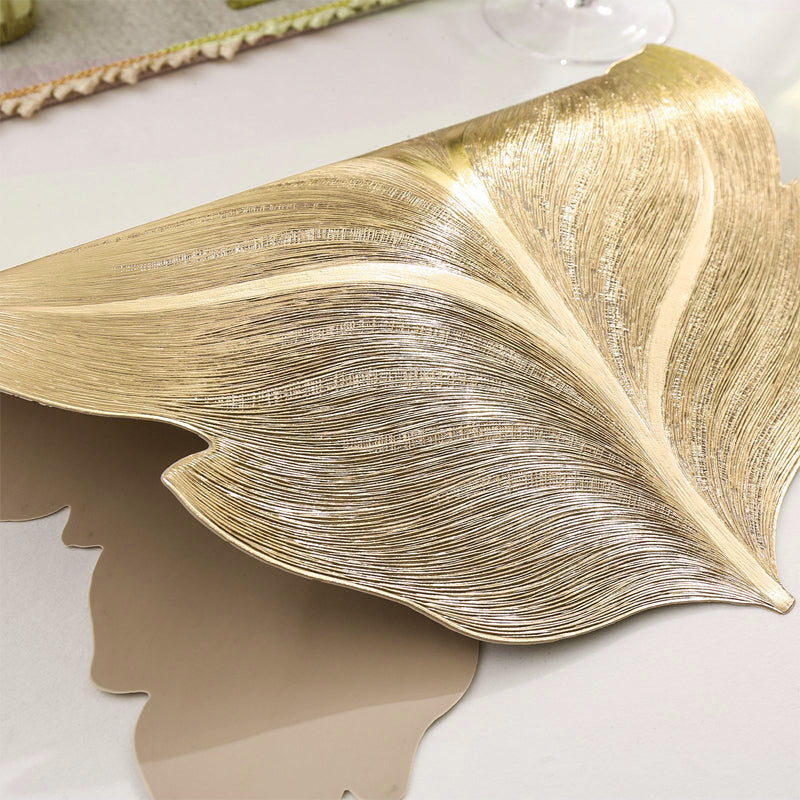 3D Elegant Table Mat in Gold Leaf – Luxury PVC Placemat
