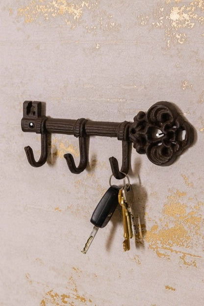 Vintage Key-Inspired Wall Hook with 3 Durable Hangers