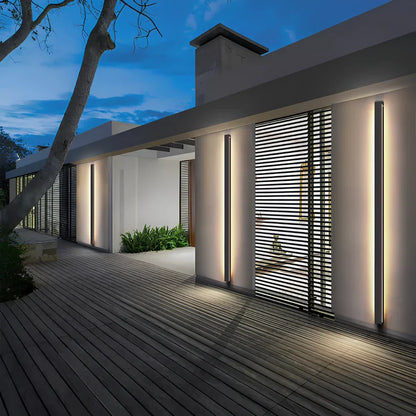 Black Aluminium LED Outdoor Wall Light